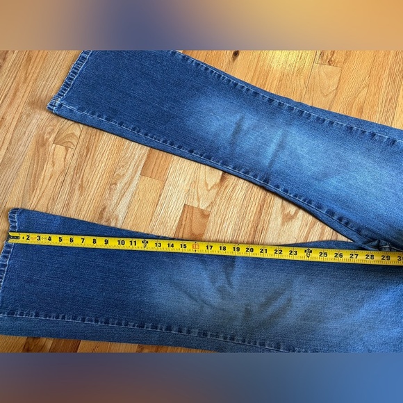 Vintage Tommy Hilfiger Flare Jeans - Picture 7 of 7